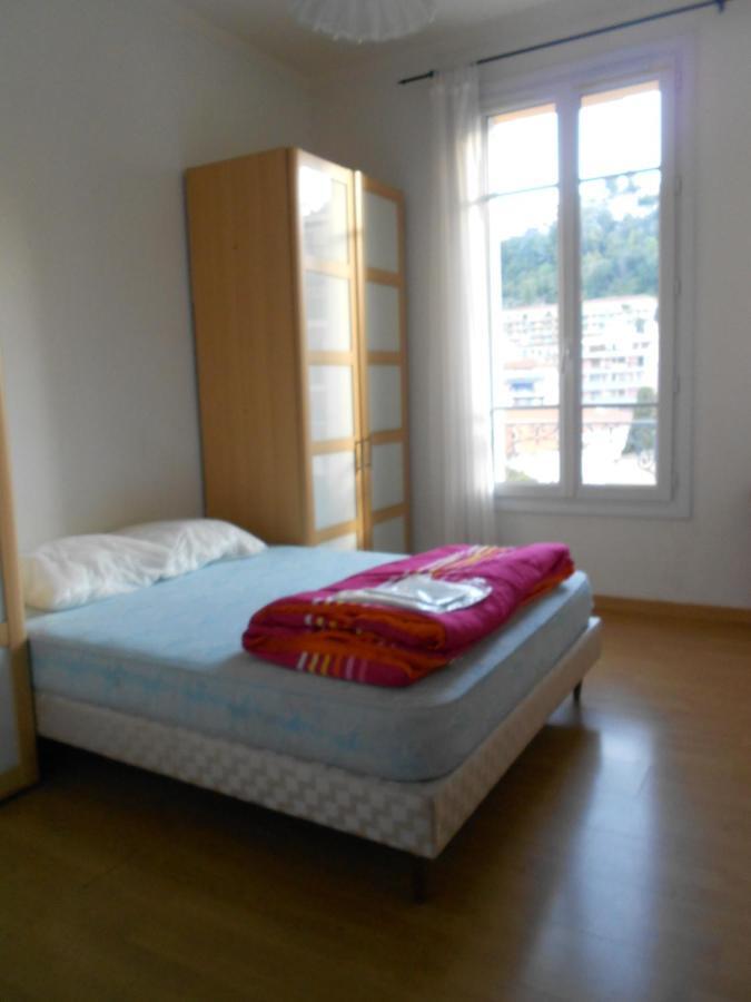 Appartement Beau 3 pieces proche centre à Menton Extérieur photo